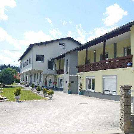 Alpenblick - Modernes Apartment In Ruhelage Villach Luaran gambar